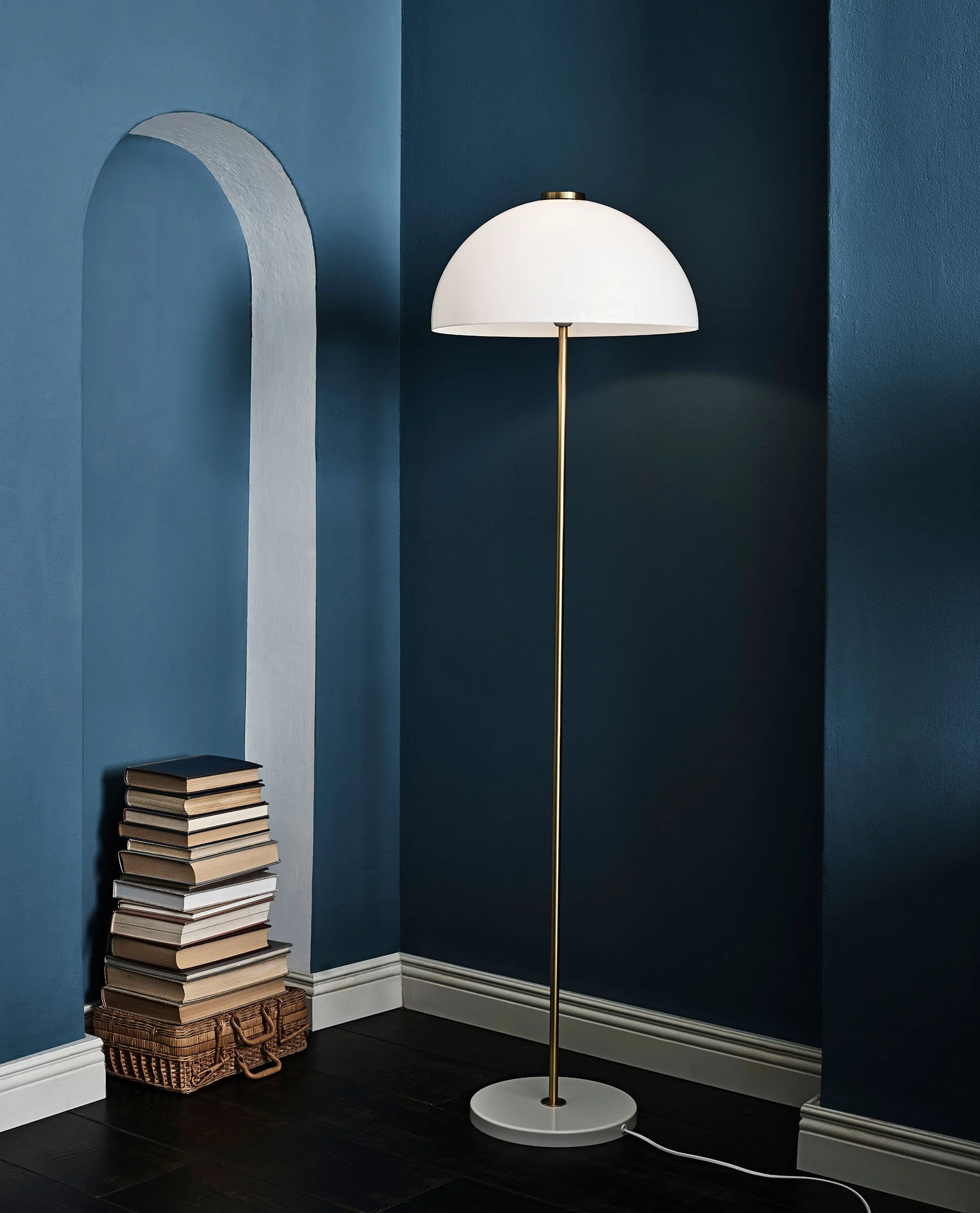 Kupoli+lattiavalaisin+valkoinen+2019